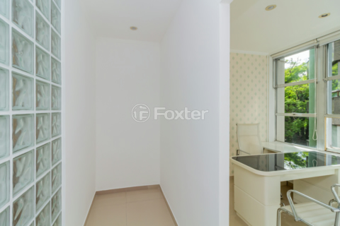 Image 7 - 967550
