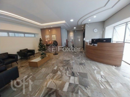Image 21 - 967610