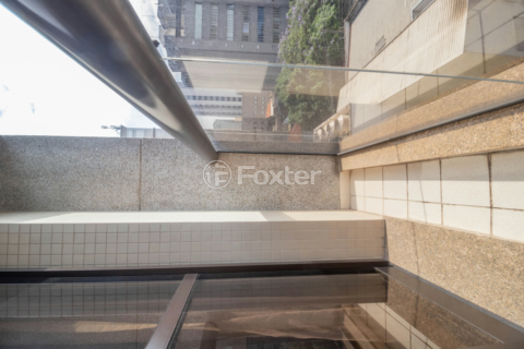 Image 11 - 967917