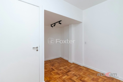 Image 3 - 967977