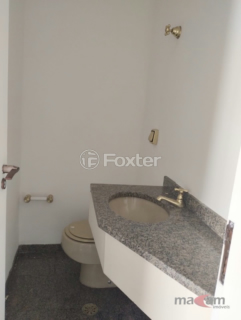 Image 33 - 967985