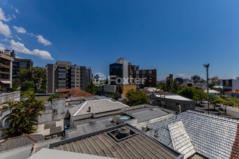 Image 10 - 968093