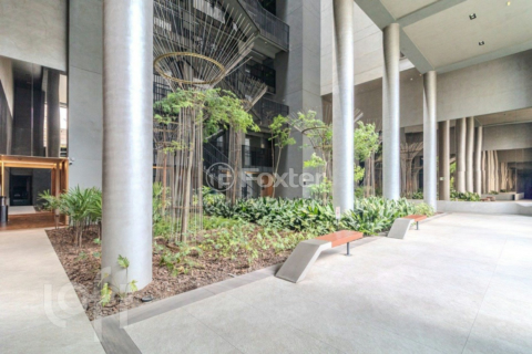 Image 7 - 968122