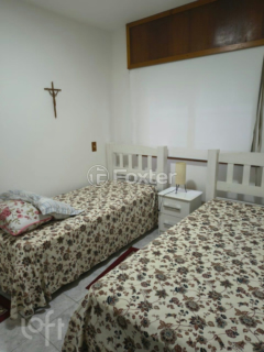 Image 4 - 968324