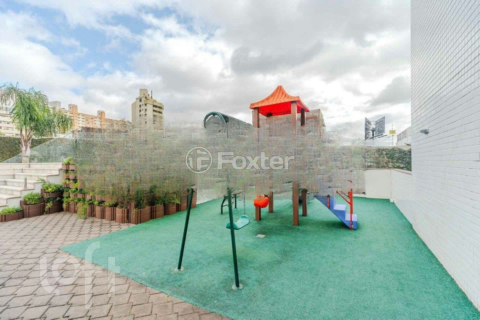 Image 7 - 968640
