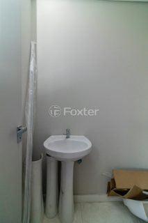 Image 7 - 968744