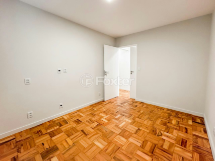 Image 31 - 968809