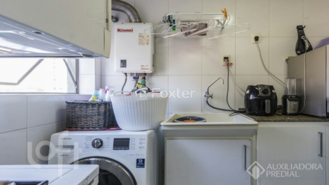 Image 7 - 968902