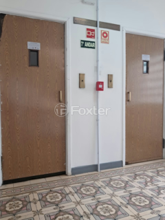 Image 7 - 968911