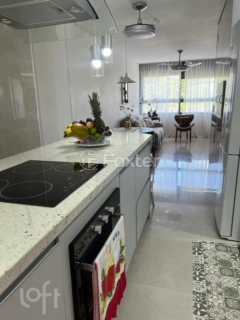 Image 10 - 969312