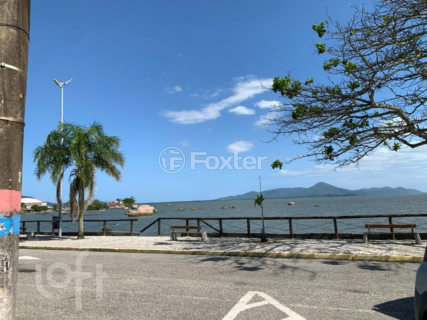 Image 32 - 969652