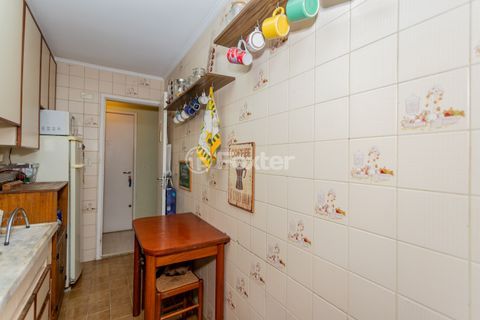 Image 19 - 970057