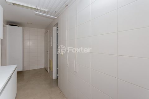 Image 39 - 970618