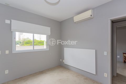 Image 31 - 970618