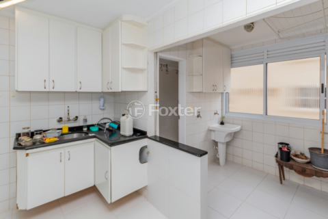 Image 31 - 970622