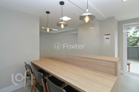 Image 21 - 970693