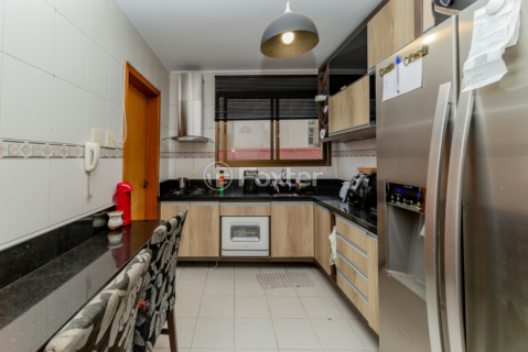 Image 32 - 970897