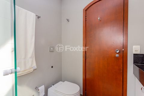 Image 31 - 971188