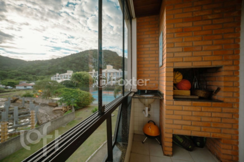 Image 6 - 971375