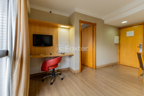 Image 7 - 971744