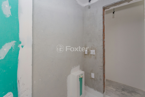 Image 31 - 972011