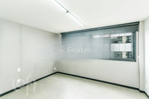 Image 5 - 972065