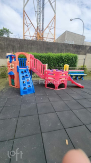 Image 7 - 972140
