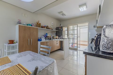 Image 39 - 972212