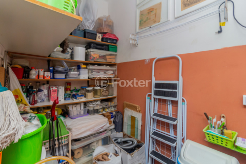 Image 31 - 972250