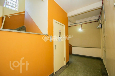 Image 33 - 972329