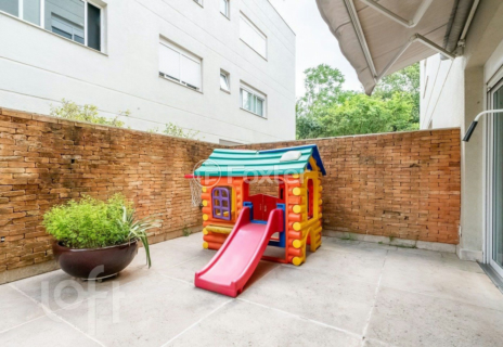 Image 34 - 972330