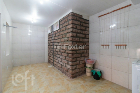 Image 38 - 972477