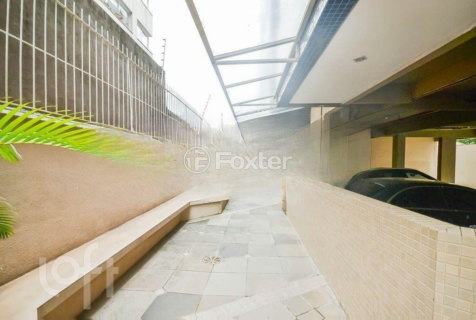 Image 32 - 972551