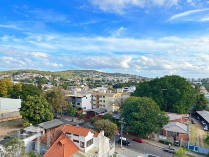 Image 30 - 972556