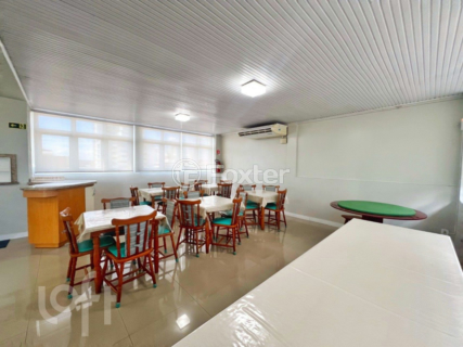 Image 33 - 972621