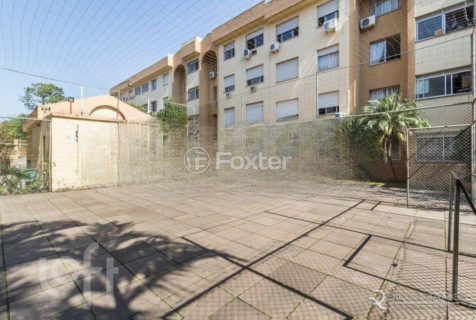 Image 7 - 972633