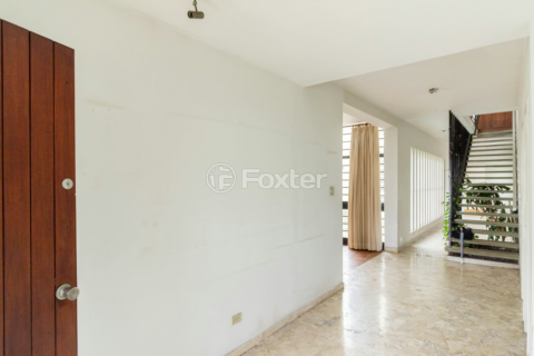 Image 7 - 972737