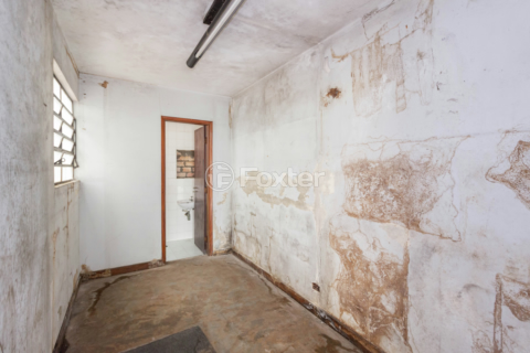 Image 32 - 972737