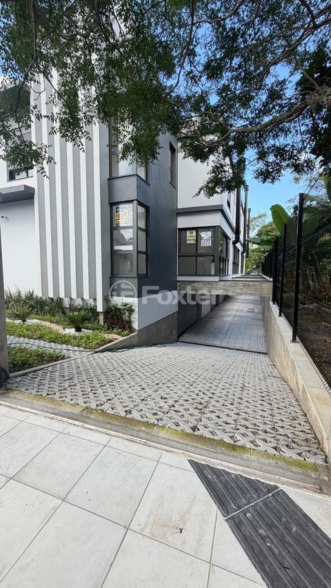 Image 3 - 972777