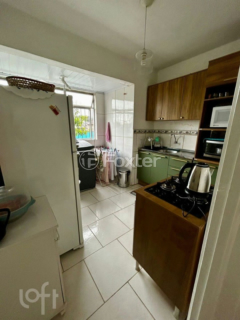 Image 4 - 972848