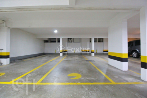Image 34 - 972857