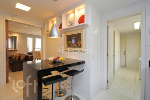 Image 31 - 972857