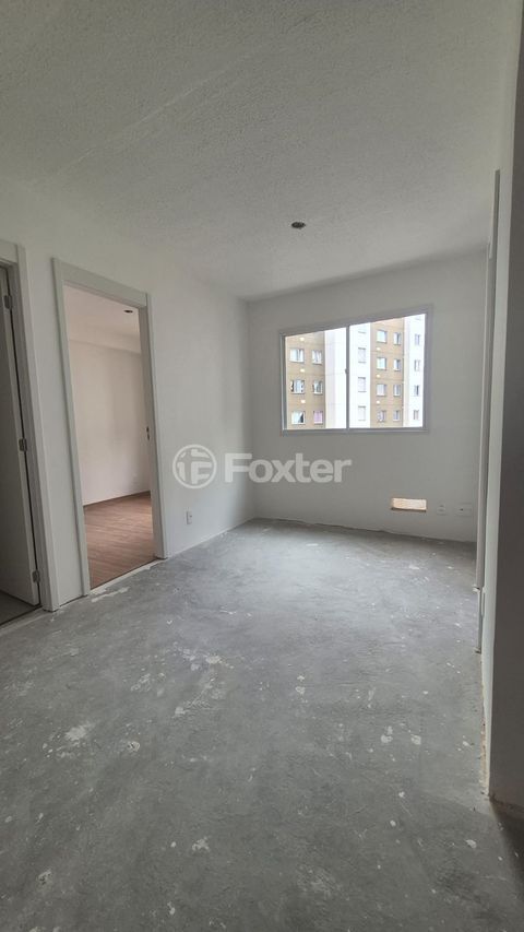 Image 7 - 972945