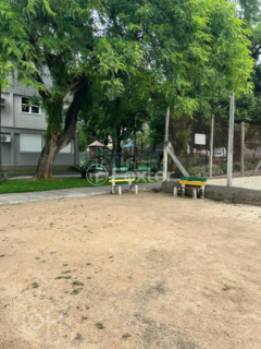 Image 12 - 973272