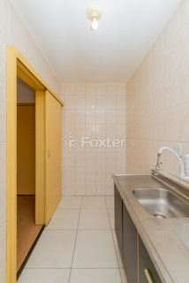 Image 30 - 973343