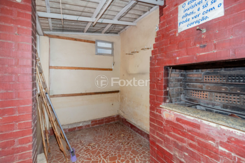 Image 37 - 973400