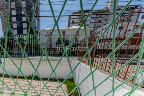 Image 32 - 973403