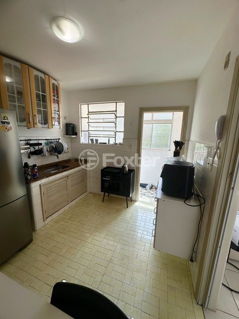 Image 3 - 973449