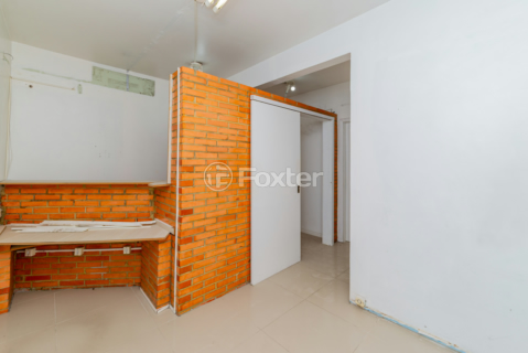 Image 8 - 973499