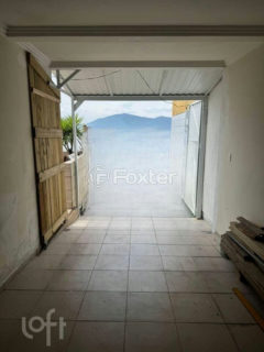 Image 35 - 973556